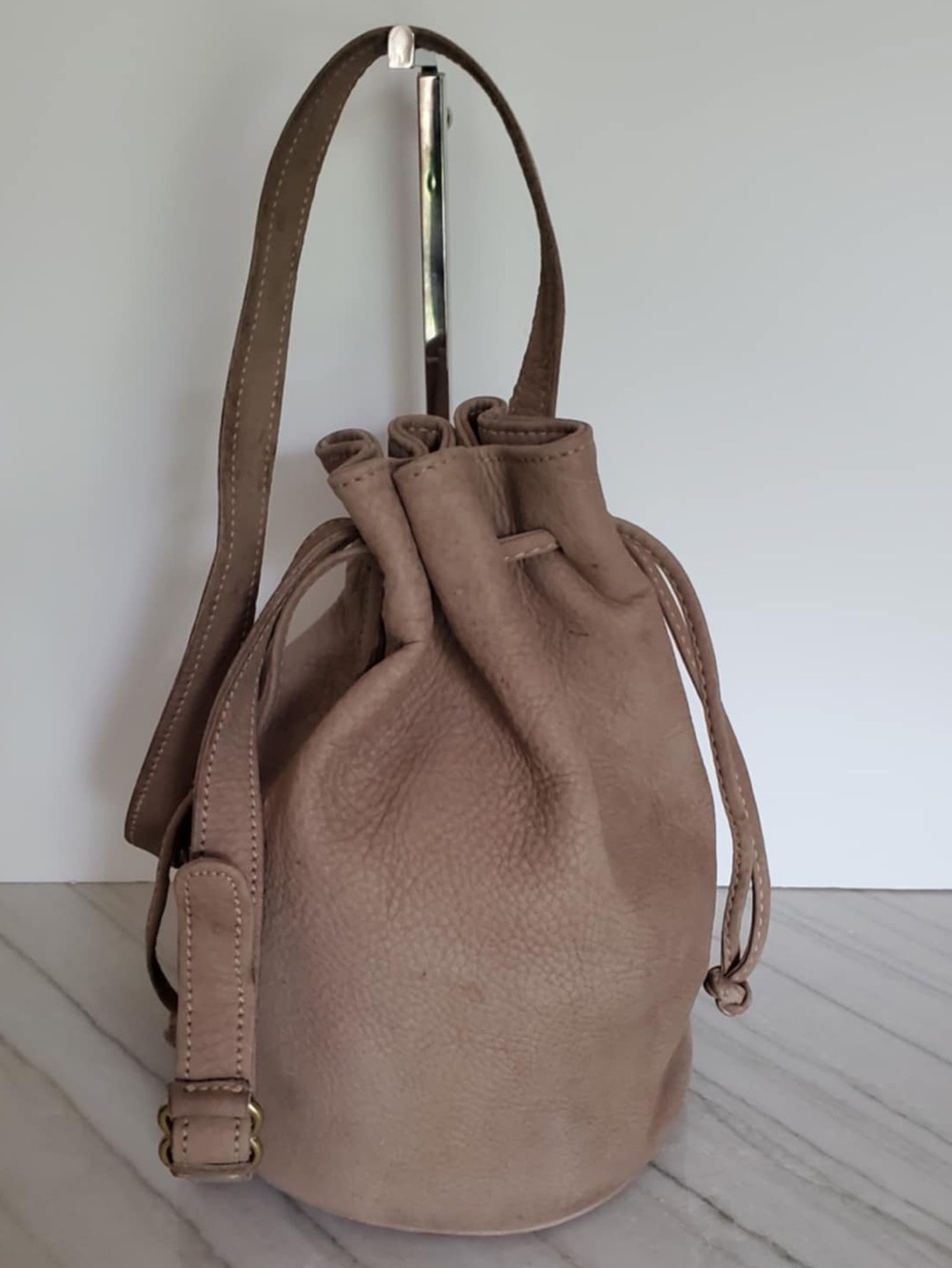 Vintage Coach #4931 Sonoma Drawstring Bucket Bag Distressed Nubuc